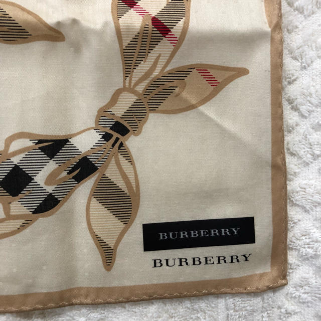 BURBERRY(バーバリー)のBurberry未使用ハンカチ レディースのファッション小物(ハンカチ)の商品写真