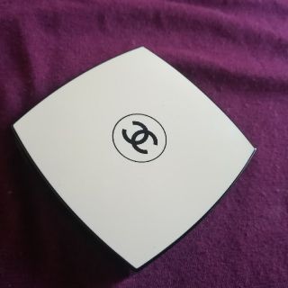 シャネル(CHANEL)のCHANEL♡レベ―ジュNo.10(フェイスパウダー)