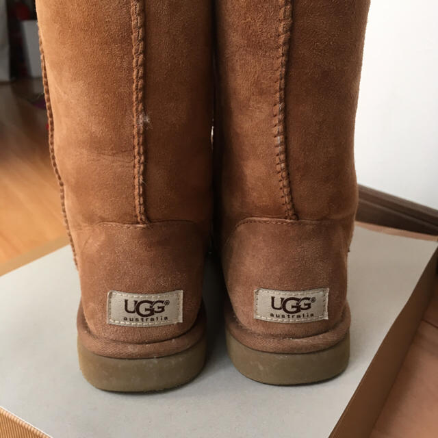 UGG(アグ)のUgg クラシックショート レディースの靴/シューズ(ブーツ)の商品写真