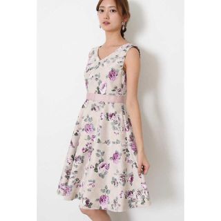 ジルバイジルスチュアート(JILL by JILLSTUART)の今季🎀完売 ワンピース✨ベージュ(ミニワンピース)