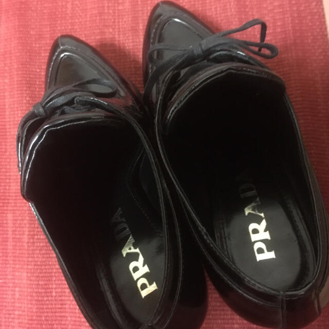 PRADA(プラダ)の【Ryoko様専用】PRADA⭐️ウェッジレースアップブーティ レディースの靴/シューズ(ブーティ)の商品写真
