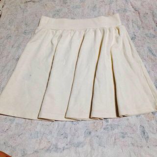 イーハイフンワールドギャラリー(E hyphen world gallery)の白スカート♡(ミニスカート)