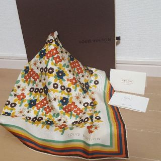 ルイヴィトン(LOUIS VUITTON)の正規品☆ルイヴィトン・シルクスカーフ(マフラー/ショール)