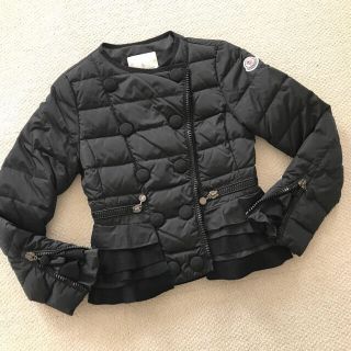 モンクレール(MONCLER)のbaby grand様 ご専用 モンクレール ダウンジャケット 黒 フリル(ダウンジャケット)