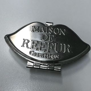 メゾンドリーファー(Maison de Reefur)のメゾンドリーファー リップケース リップ付き(口紅)