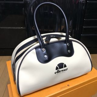 エレッセ(ellesse)の☆美品 ellesse エレッセ ミニボストンバッグ アイボリー☆(ボストンバッグ)