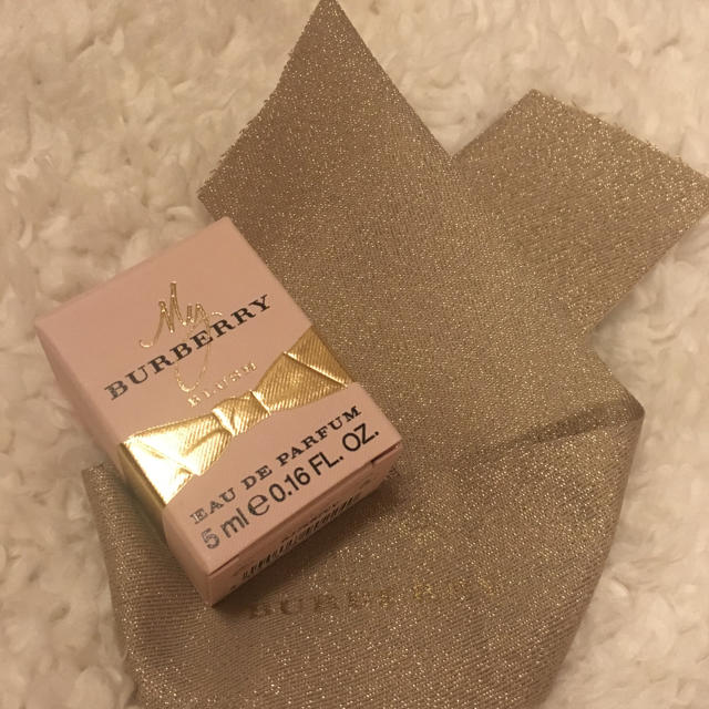 BURBERRY(バーバリー)のBurberry オードパルファム 5ml コスメ/美容の香水(ユニセックス)の商品写真