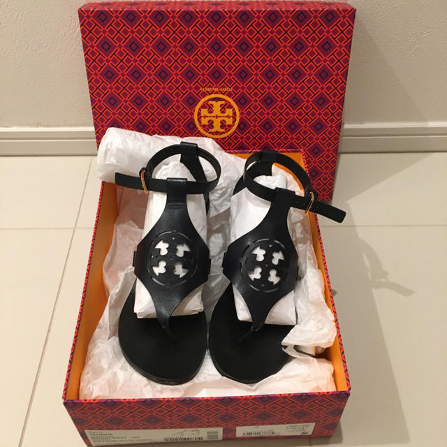 Tory Burch(トリーバーチ)の限定値引き！【ほぼ未使用】ToryBurchサンダル レディースの靴/シューズ(サンダル)の商品写真