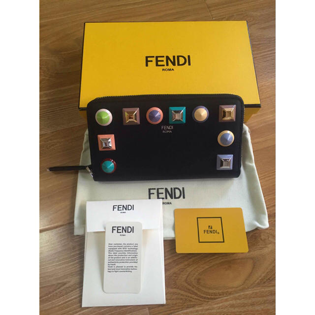 fendi スタッズ 財布 dellastrada.ph