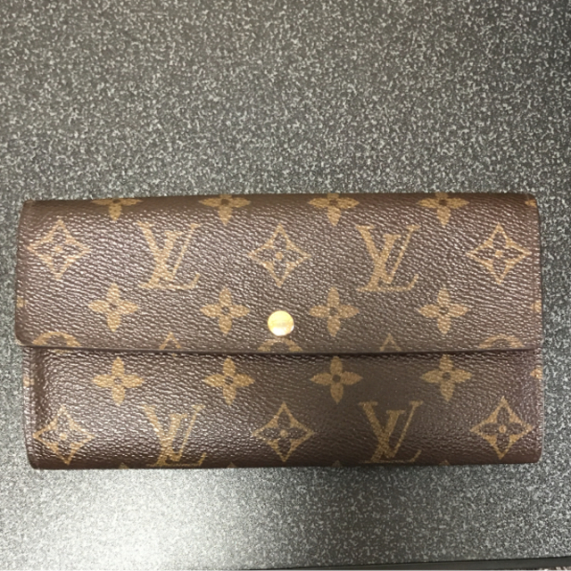 LOUIS VUITTON(ルイヴィトン)のLOUISVUITTON ポルトフォイユ・サラ メンズのファッション小物(長財布)の商品写真