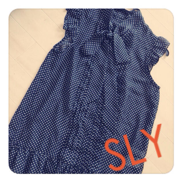 SLY(スライ)のSLY♡トップス レディースのトップス(シャツ/ブラウス(半袖/袖なし))の商品写真