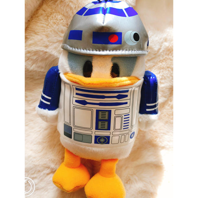 Disney(ディズニー)のSTAR WARS  R2-D2 ドナルド ぬいば エンタメ/ホビーのおもちゃ/ぬいぐるみ(キャラクターグッズ)の商品写真