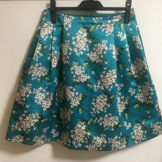 トッカ(TOCCA)の❤︎ トッカ ❤︎ リバティ コラボ スカート Size6(ひざ丈スカート)