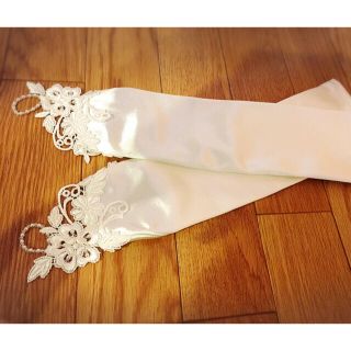 タカミ(TAKAMI)の美品✩︎⡱ブライダル✩︎フィンガーレスグローブ✩︎TAKAMI(ウェディングドレス)