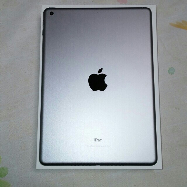 iPad Wi-Fi 32GBPC/タブレット