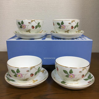 ウェッジウッド(WEDGWOOD)のワイルドストロベリージャパニーズカップ&プチトレイセット    2箱(グラス/カップ)