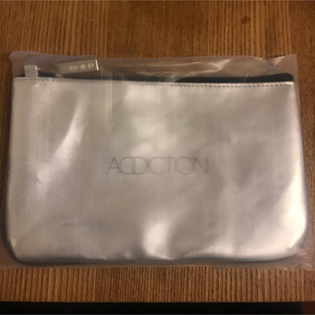 ADDICTION(アディクション)のaddition アディクション ポーチ ノベルティ レディースのファッション小物(ポーチ)の商品写真