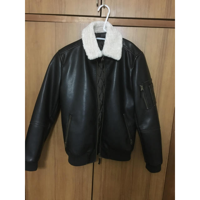 新着セール ZARA メンズフェイクレザージャケット ボア XL 黒金