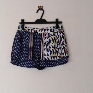 ルシェルブルー(LE CIEL BLEU)のヒール柄ショートパンツ(ショートパンツ)