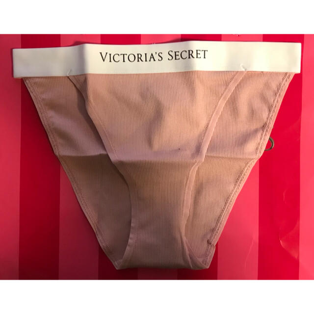 Victoria's Secret(ヴィクトリアズシークレット)の新品米国Victoria'ssecretロゴハイレグピンクM レディースの下着/アンダーウェア(ショーツ)の商品写真