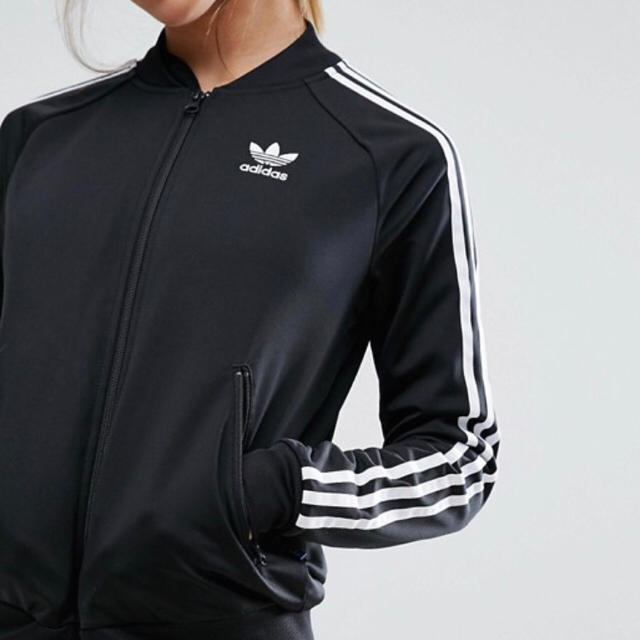 adidas(アディダス)の【 XLサイズ】希少 新品タグ付き adidas  トラックジャージ ロゴ レディースのトップス(その他)の商品写真