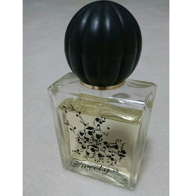 AQUOLINA(アクオリナ)のトゥイーティ・オードトワレ コスメ/美容の香水(香水(女性用))の商品写真
