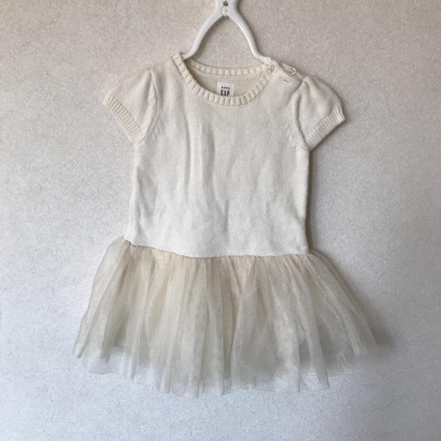 babyGAP(ベビーギャップ)の美品♡二回のみ着用 チュールワンピース キッズ/ベビー/マタニティのベビー服(~85cm)(ワンピース)の商品写真