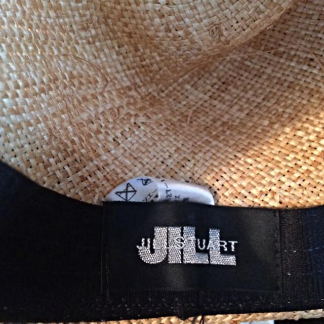 JILL by JILLSTUART(ジルバイジルスチュアート)のJILLSTUARTの麦わら帽子＊ レディースの帽子(ハット)の商品写真