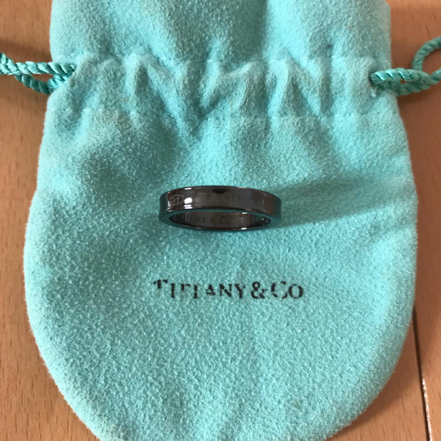 Tiffany & Co.(ティファニー)のお値下げ！Tiffany ブラックリング レディースのアクセサリー(リング(指輪))の商品写真