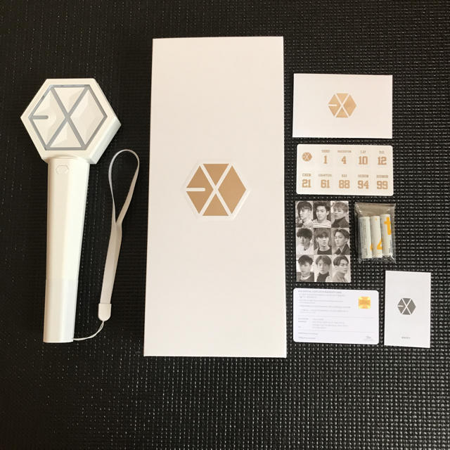 EXO(エクソ)のEXO ペンライト エンタメ/ホビーのタレントグッズ(その他)の商品写真