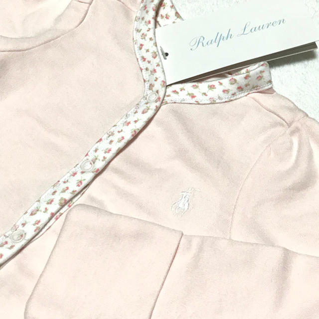 Ralph Lauren(ラルフローレン)の新品✨フラワートリム 足付き カバーオール 9M/75 キッズ/ベビー/マタニティのベビー服(~85cm)(カバーオール)の商品写真