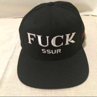 美品 SSUR キャップ(その他)