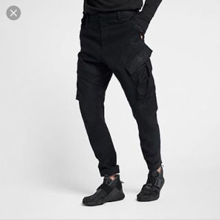 ナイキ(NIKE)のNike ACG Cargo Pants カーゴ ブラック Mサイズ (ワークパンツ/カーゴパンツ)