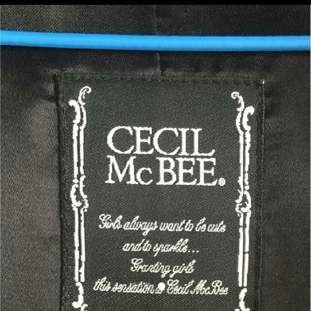 CECIL McBEE(セシルマクビー)のフェイクファー コート レディースのジャケット/アウター(毛皮/ファーコート)の商品写真