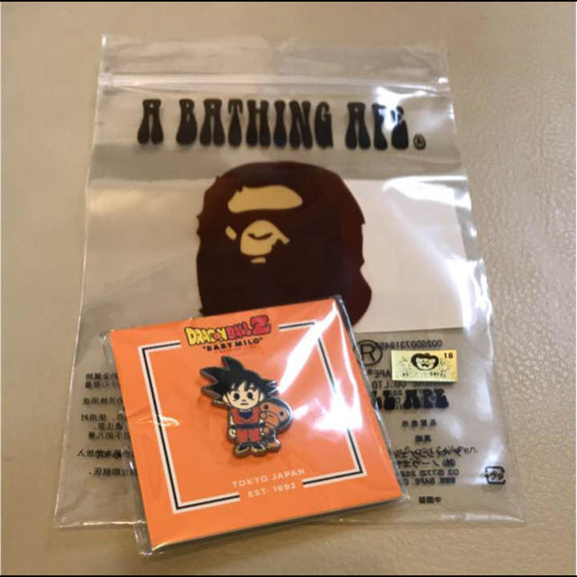 A BATHING APE(アベイシングエイプ)のBAPE X DRAGON BALL Z GOKOU PINS ピンバッジ エンタメ/ホビーのエンタメ その他(その他)の商品写真