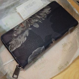 COACH - 【新品】コーチ長財布 ハワイアンパーム柄の通販 by hana