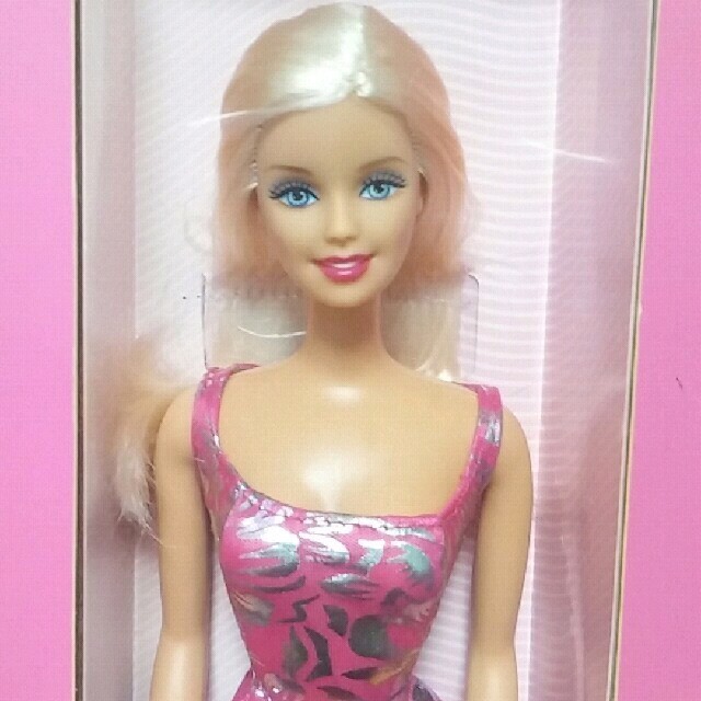 Barbie(バービー)の美品✨Barbie❤【バービー人形】 キッズ/ベビー/マタニティのおもちゃ(ぬいぐるみ/人形)の商品写真