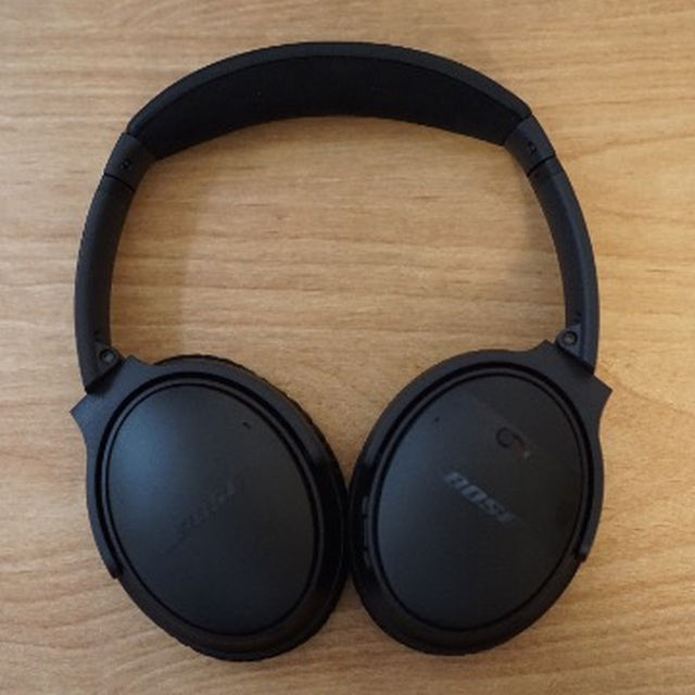 ✨小物などお買い得な福袋✨ 美品 BOSE QuietComfort 35 ヘッドフォン