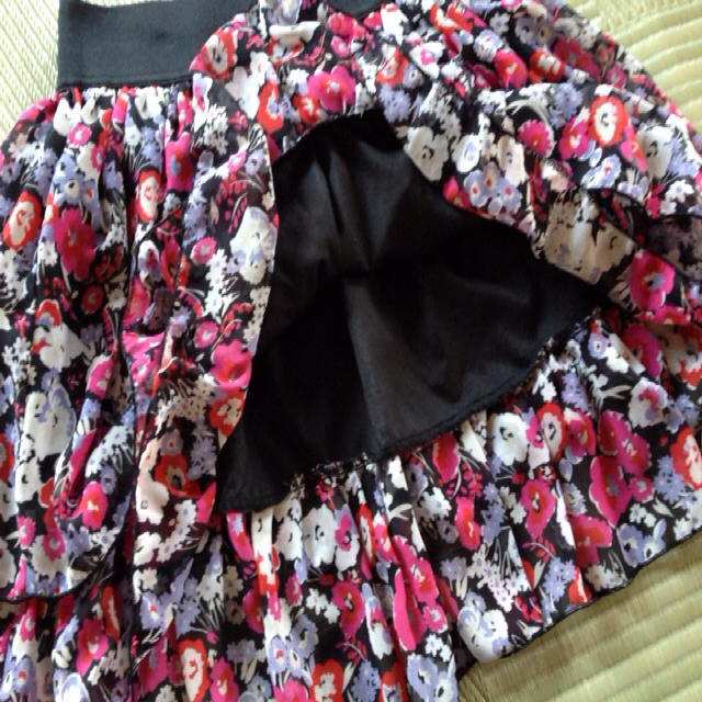 HONEYS(ハニーズ)のAAAmi様 交換用 レディースのスカート(ミニスカート)の商品写真