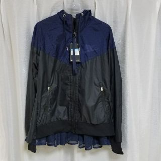 サカイ(sacai)のクリスマスsale　NIKE　プリーツ　ランニングランナー(ナイロンジャケット)