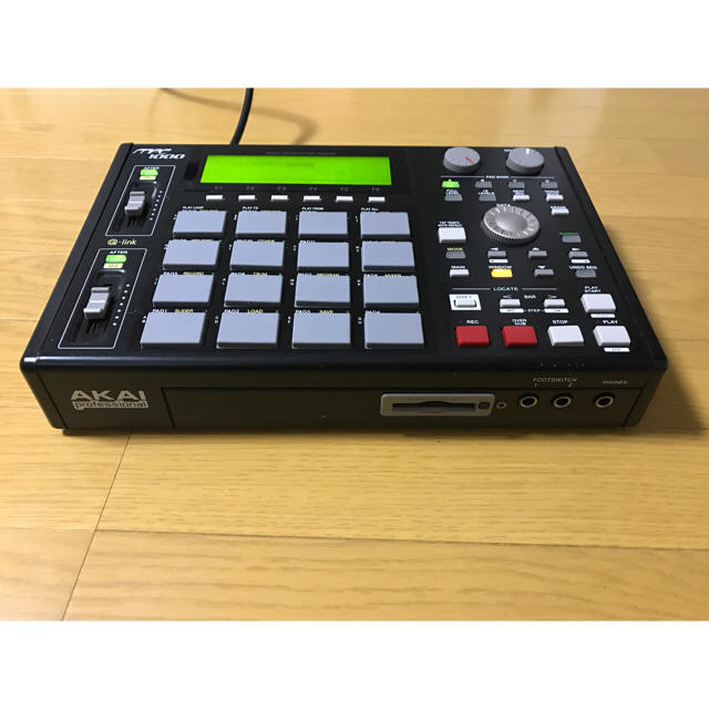 AKAI MPC 1000 3