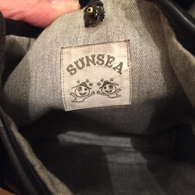 SUNSEA(サンシー)のSUNSEA 16ss レザーポシェット メンズのバッグ(ショルダーバッグ)の商品写真