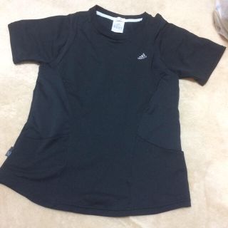 アディダス(adidas)のアディダス Tシャツ(Tシャツ(半袖/袖なし))