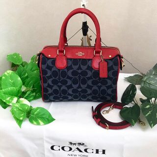 コーチ(COACH)の♡ほぼ新品COACH シグネチャーベネットサッチェルミニボストン2wayバッグ♡(ショルダーバッグ)