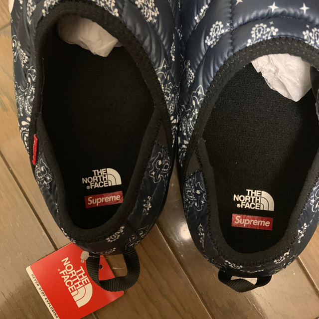 Supreme(シュプリーム)のsupreme the north face メンズの靴/シューズ(その他)の商品写真