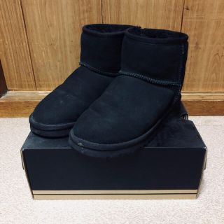 アグ(UGG)のUGG アグ  ムートンブーツ ショートブーツ(ブーツ)