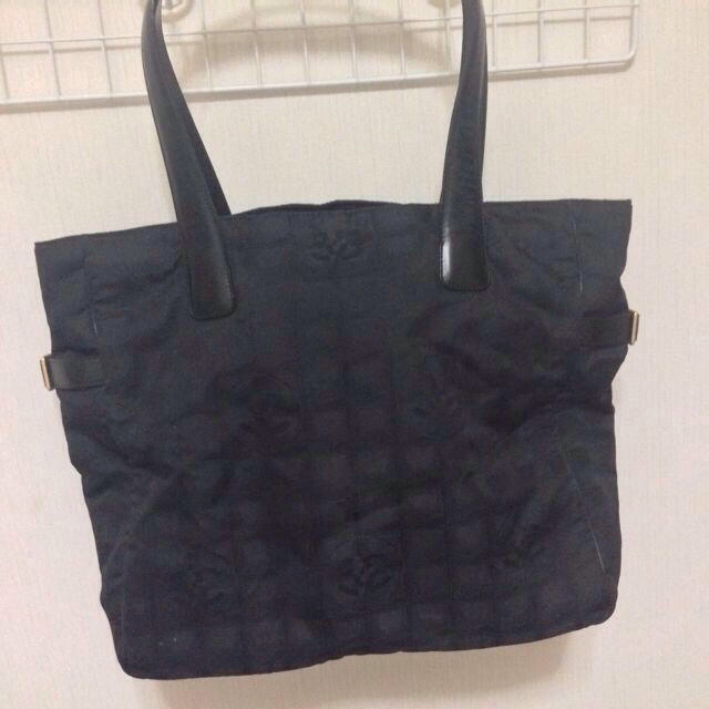 【超特価sale開催!】 CHANEL CHANEL♡2ヶ月使用♡トラベルライン - ショルダーバッグ 【超特価sale開催!】 CHANEL CHANEL♡2ヶ月使用♡トラベルライン - ショルダーバッグ