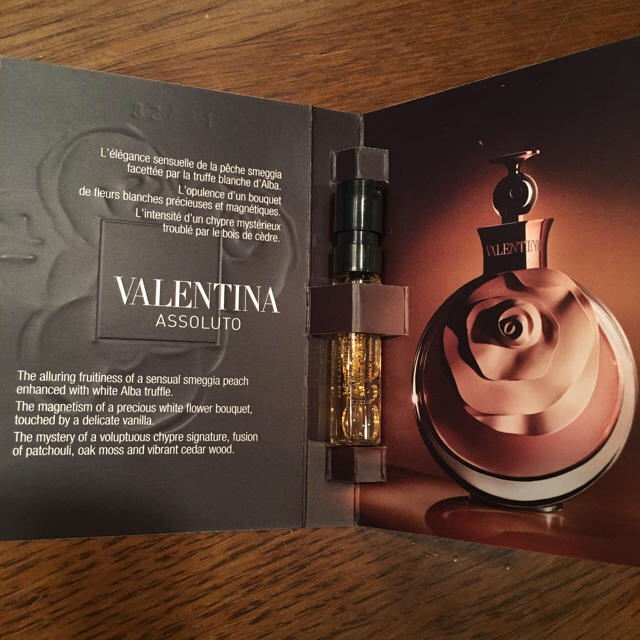 VALENTINO(ヴァレンティノ)のami様【新品未使用】VALENTINO VALENTINA ASSOLUTO コスメ/美容の香水(香水(女性用))の商品写真