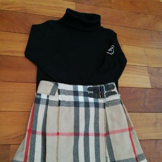 バーバリー(BURBERRY)の美品　バーバリー定番　チェックスカート3Y (スカート)