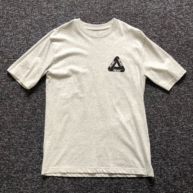 Supreme(シュプリーム)のpalace パレス 半袖Tシャツ メンズのトップス(その他)の商品写真